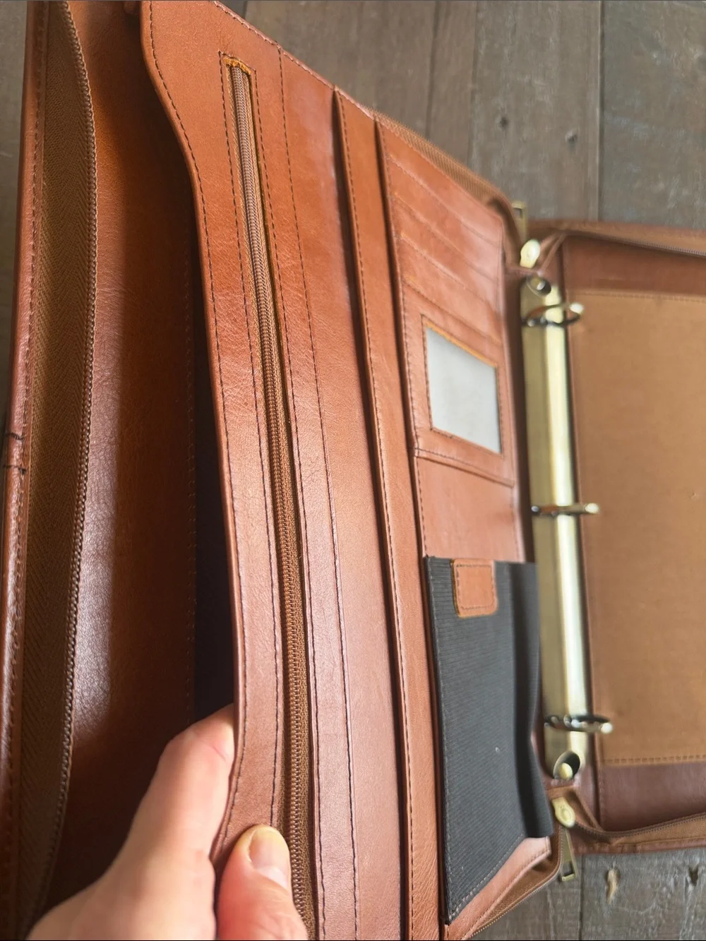 Geslun Leather Zip Folio Organizer in Warm Cognac
